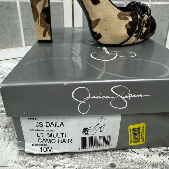 Jessica Simpson high heels - Picture 7 of 8